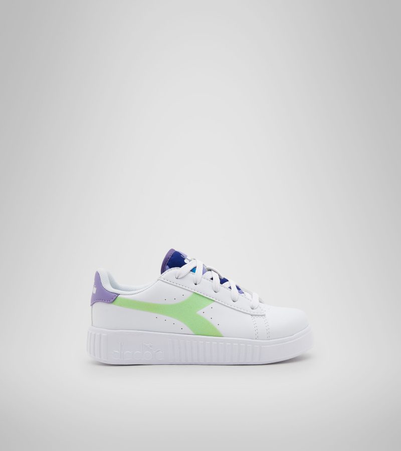 Diadora sneaker white with light green color