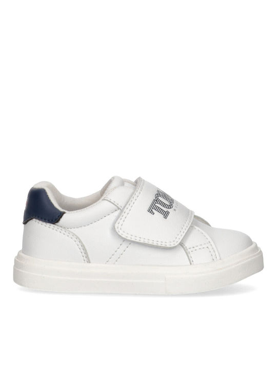 fixedratio 20230307133428 tommy hilfiger paidika sneakers me skrats gia agori leyka t1b9 32840 1355 x336