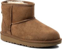 20220520225729_ugg_australia_suede_paidiko_mpotaki_adiavrocho_gia_koritsi_kafe_1017715